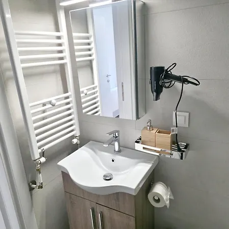 Delux Allure Kastoria