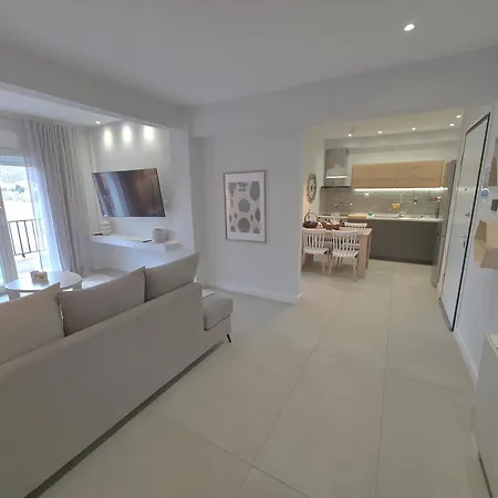 Delux Allure Daire