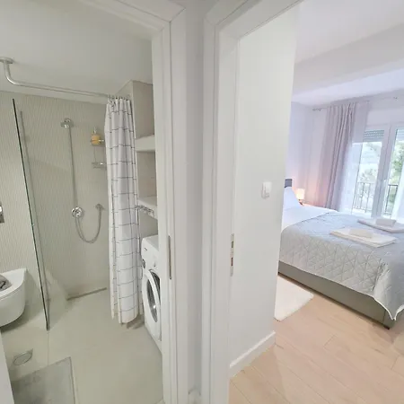 Delux Allure Apartment