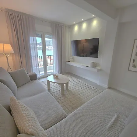 Delux Allure Daire